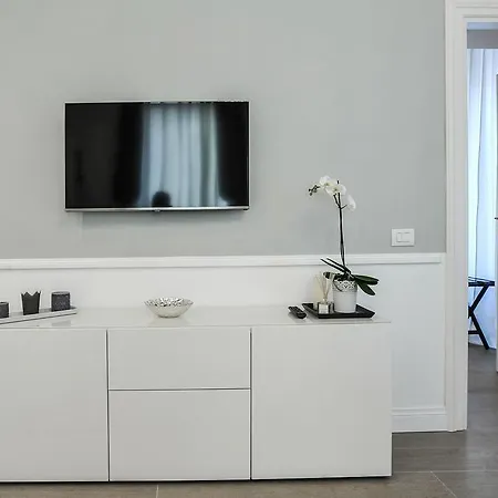 Angelica Apartment *